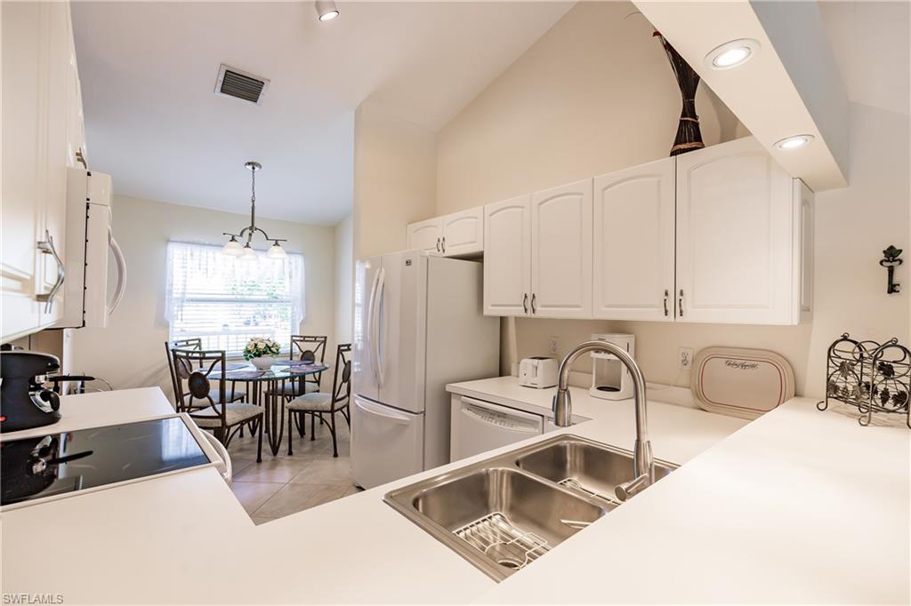 PEBBLE SHORES - Residential