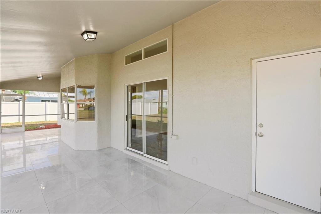 CAPE CORAL - Residential