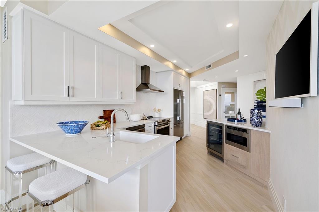 MERIDIAN CLUB - Residential