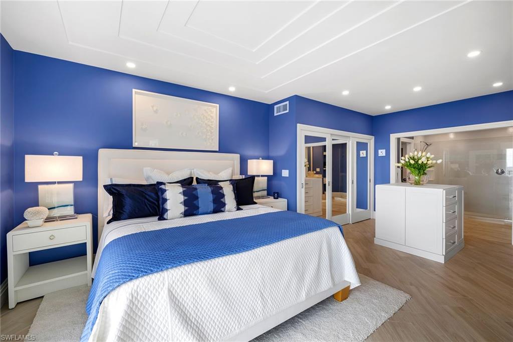 MERIDIAN CLUB - Residential