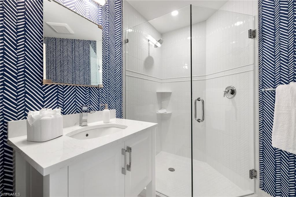 MERIDIAN CLUB - Residential