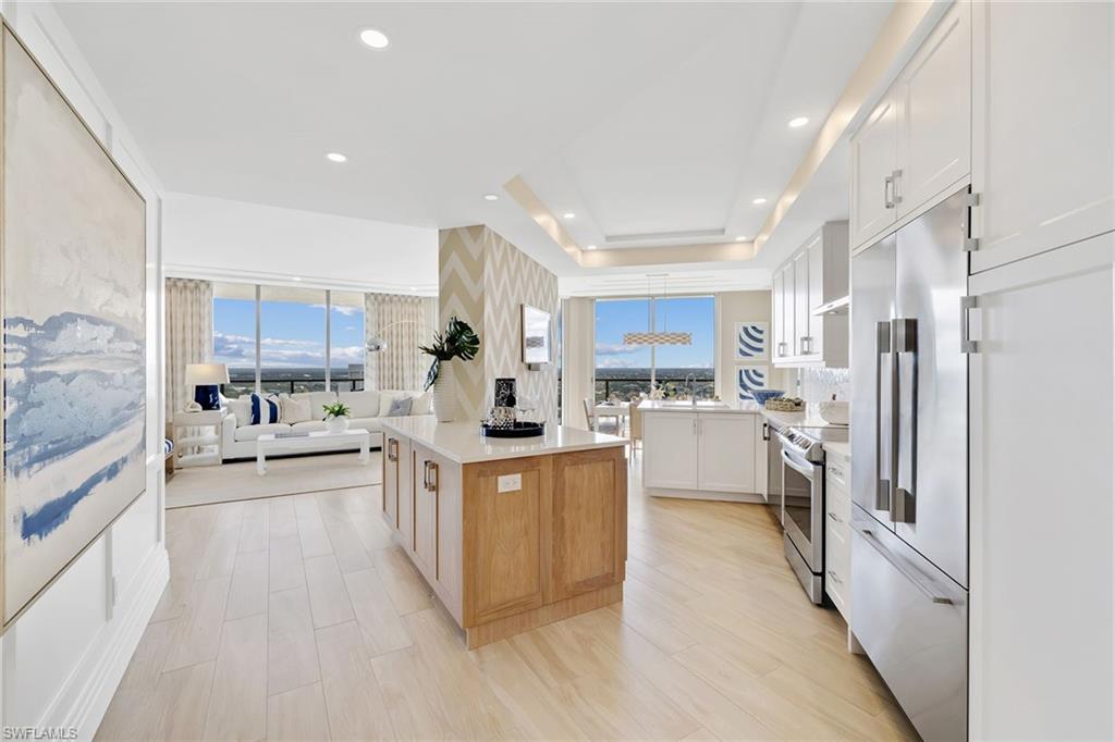 MERIDIAN CLUB - Residential