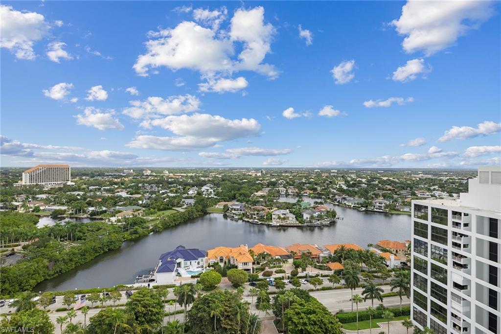 MERIDIAN CLUB - Residential