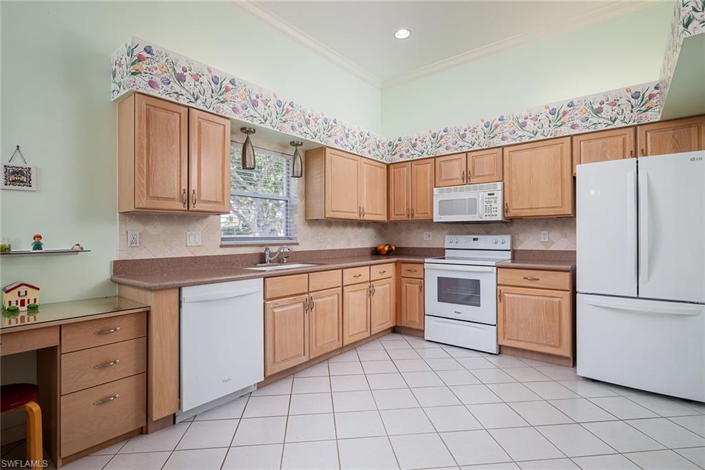 MONTEREY - Residential