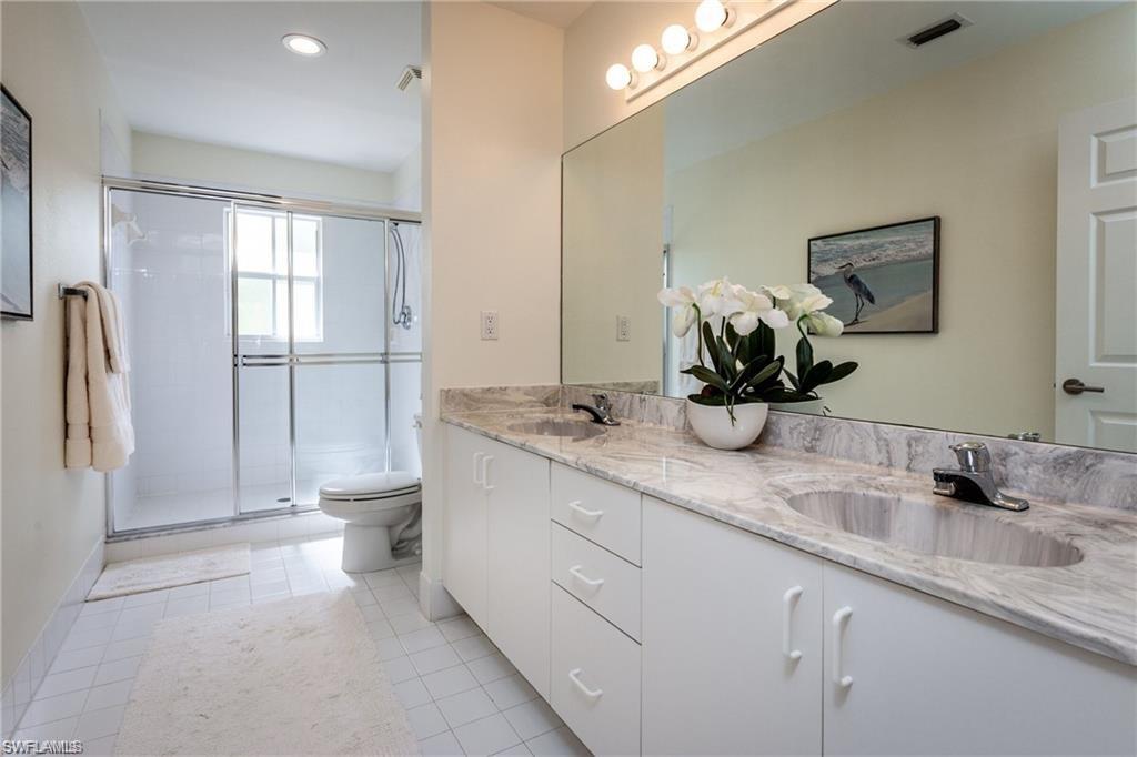 DIAMOND LAKE - Residential