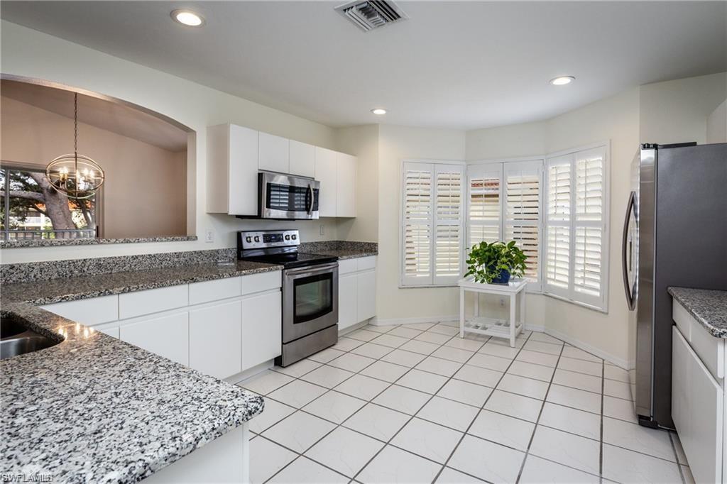 DIAMOND LAKE - Residential