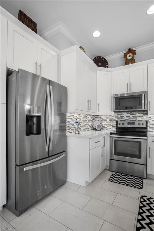 BRIDGEWATER BAY - Residential