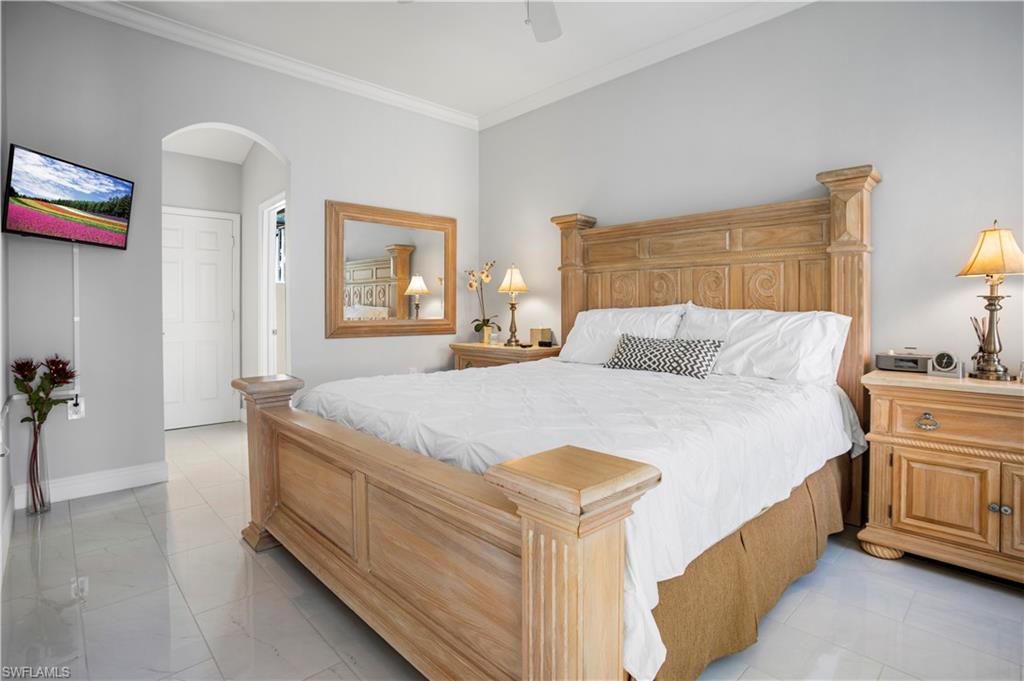 BRIDGEWATER BAY - Residential