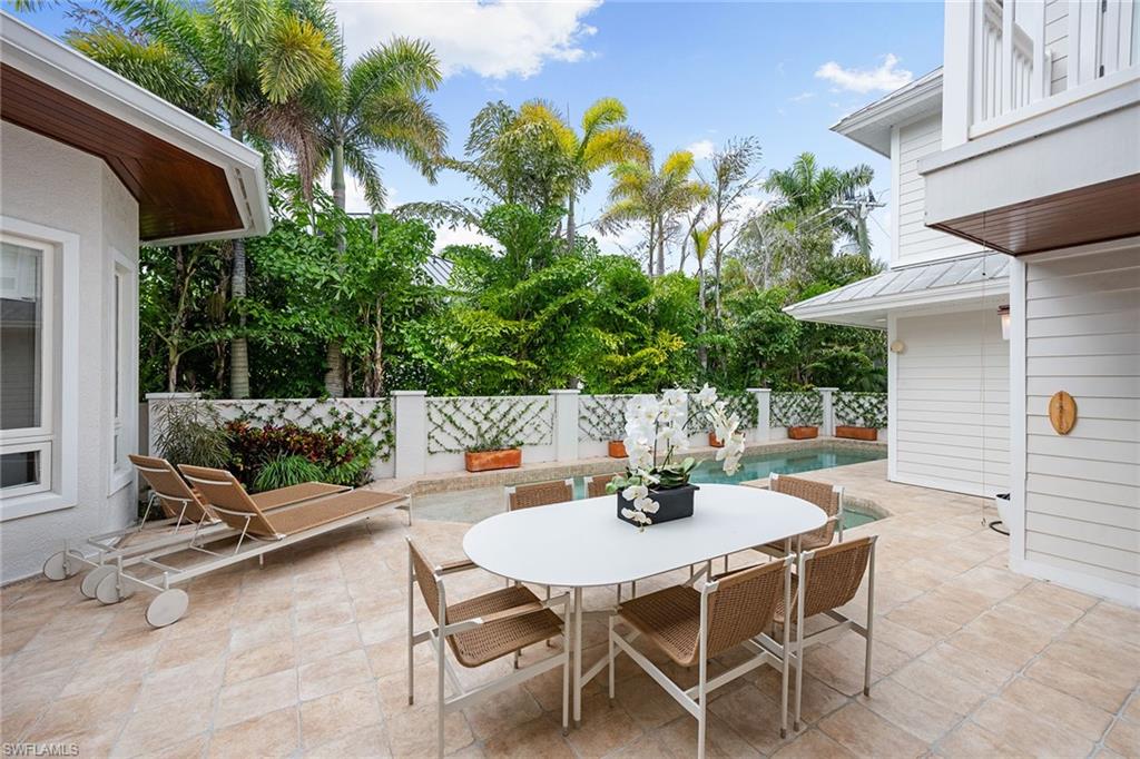 OLDE NAPLES - Residential