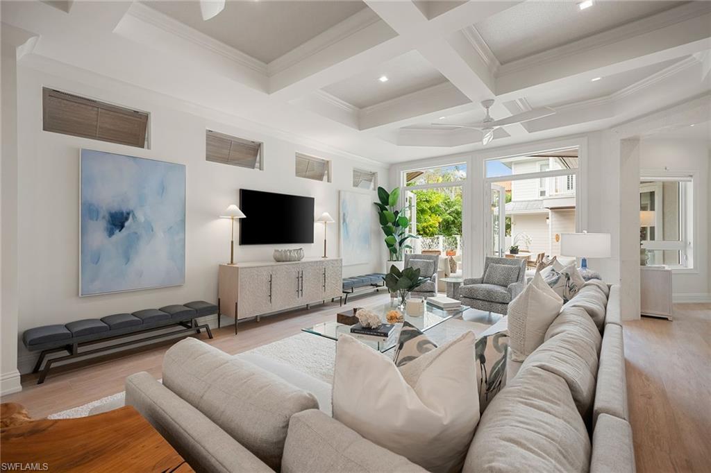 OLDE NAPLES - Residential