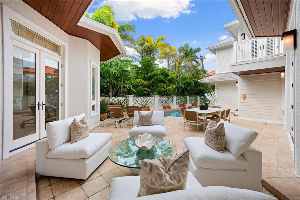 OLDE NAPLES - Residential