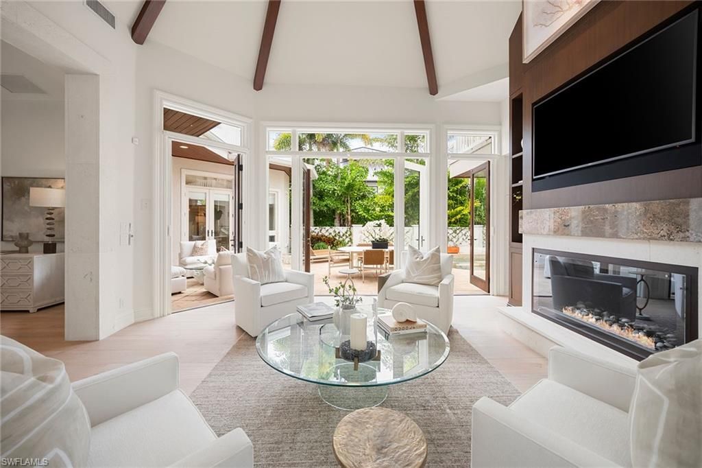 Photo of 429 14th AVE S, NAPLES, FL 34102 (MLS # 225071233)