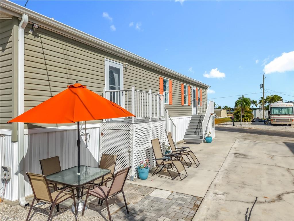 HELEN LANE CONDO RV - Residential