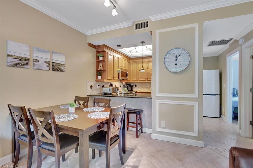 WORLD TENNIS CENTER III - Residential