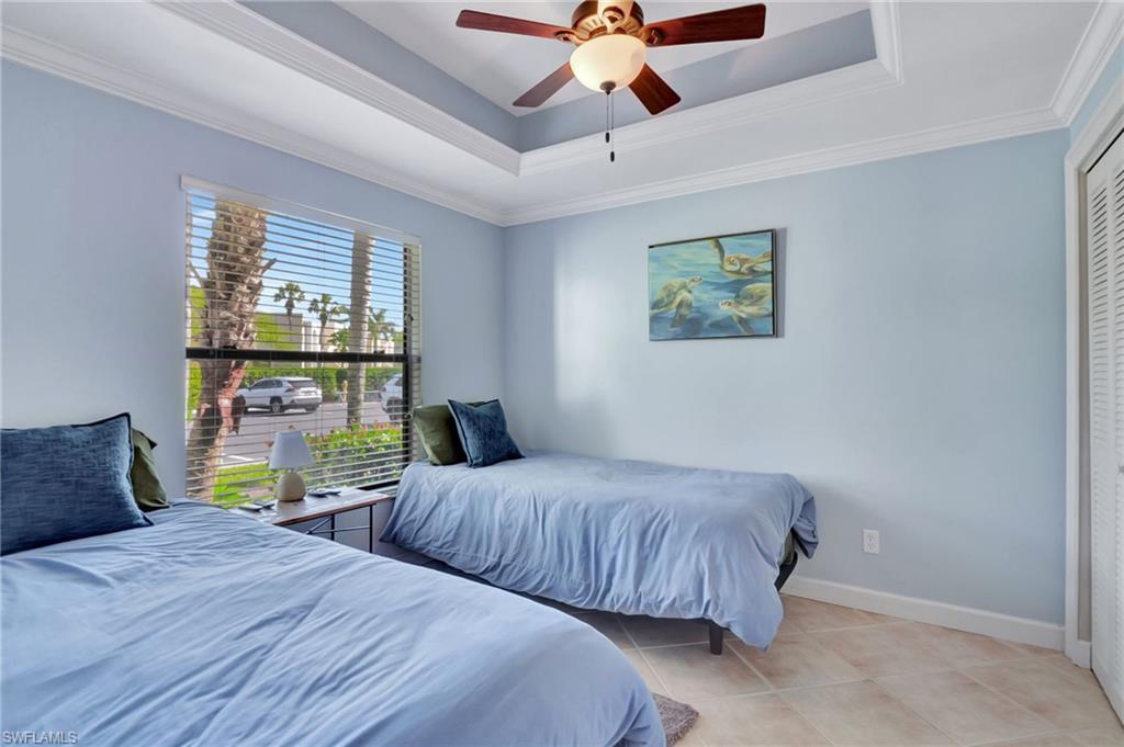 WORLD TENNIS CENTER III - Residential