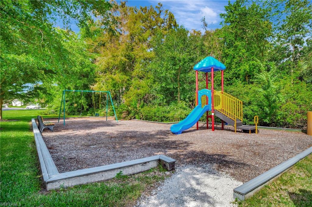 WORLD TENNIS CENTER III - Residential