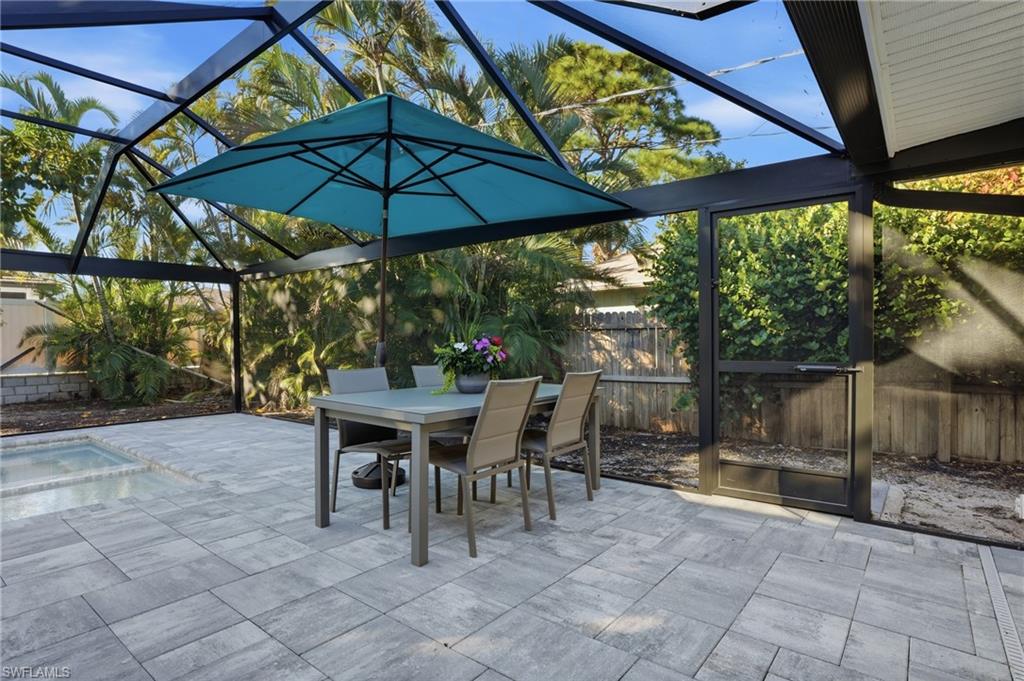 NAPLES PARK - Residential