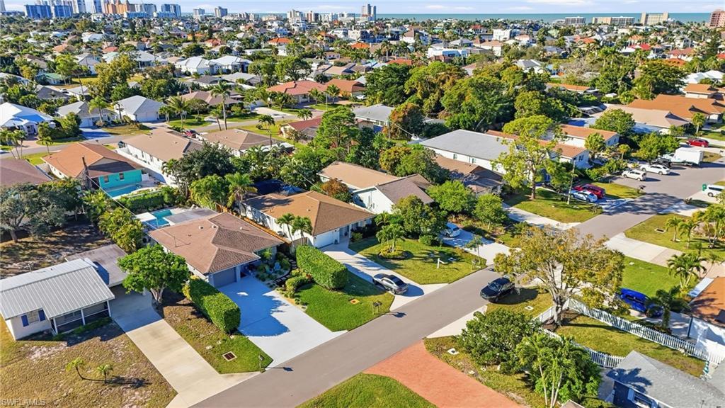 NAPLES PARK - Residential