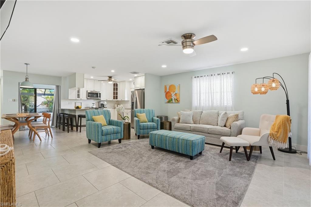 NAPLES PARK - Residential