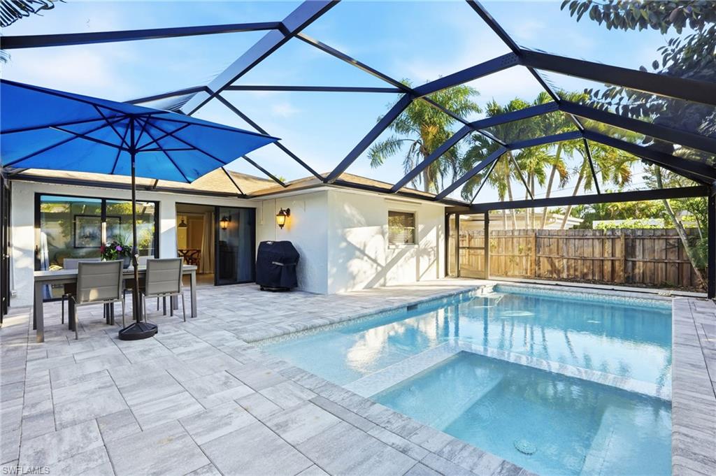 NAPLES PARK - Residential