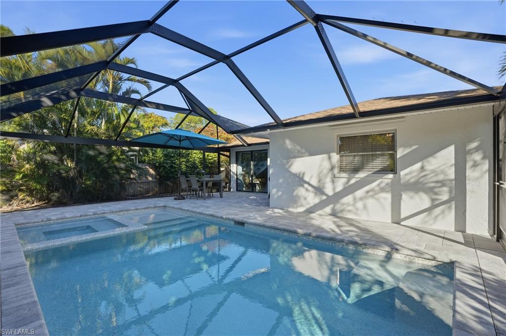 NAPLES PARK - Residential