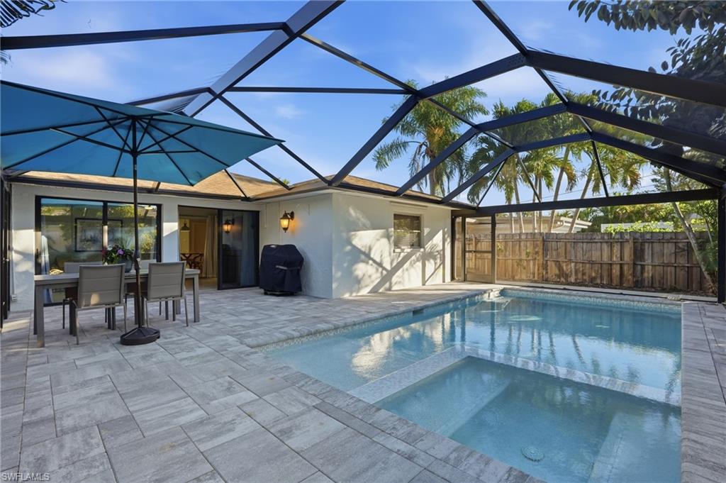 NAPLES PARK - Residential