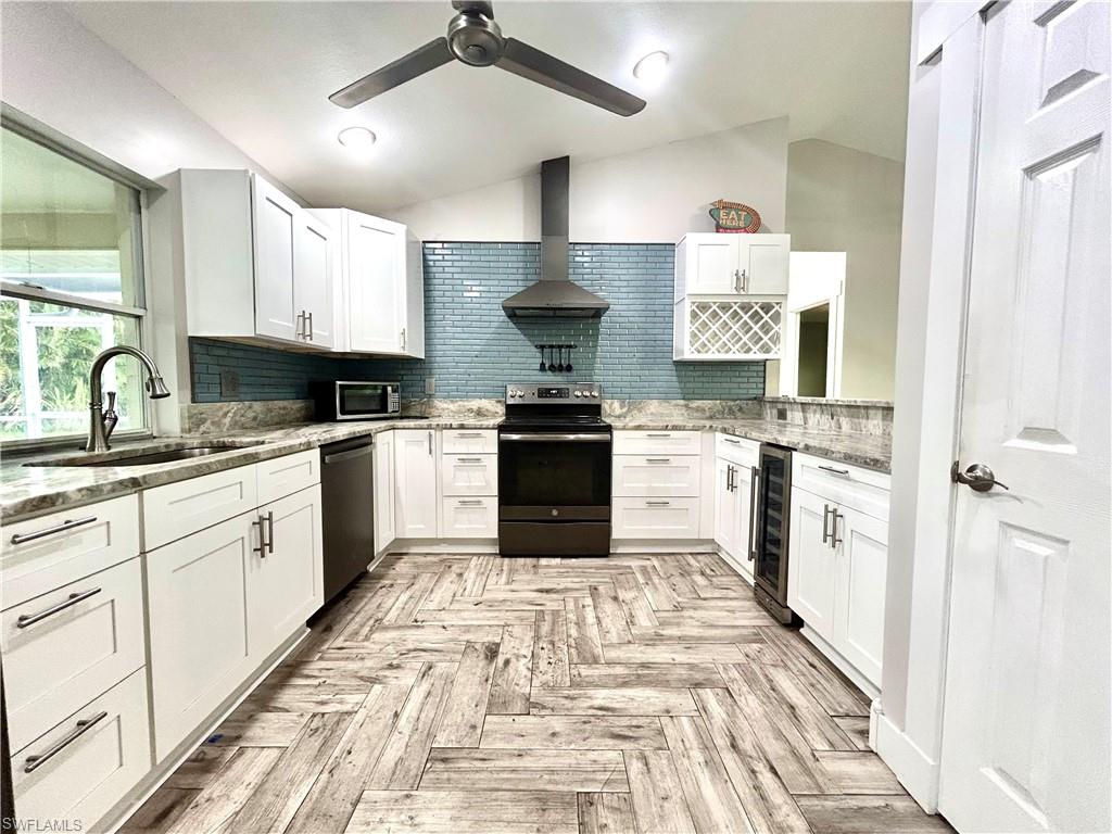 CAPE CORAL - Residential Lease