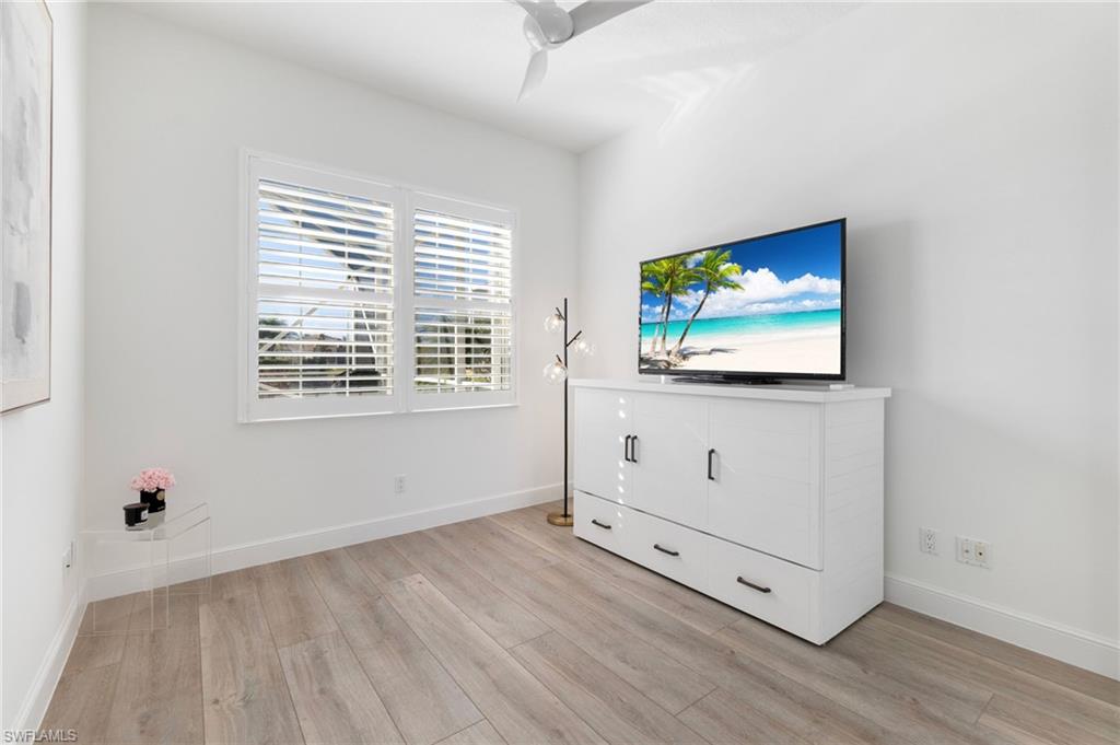 VERONA WALK - Residential