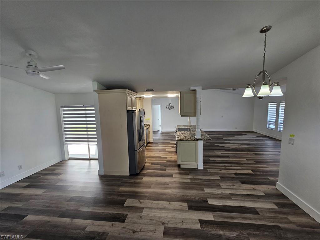 COUNTRY CLUB ESTATES - Residential