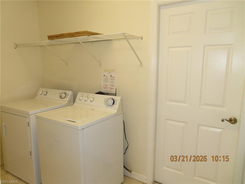 LAUREL OAKS - Residential