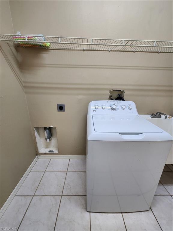 SILVERLAKES - Residential Lease