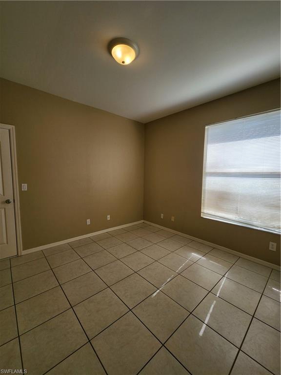 SILVERLAKES - Residential Lease