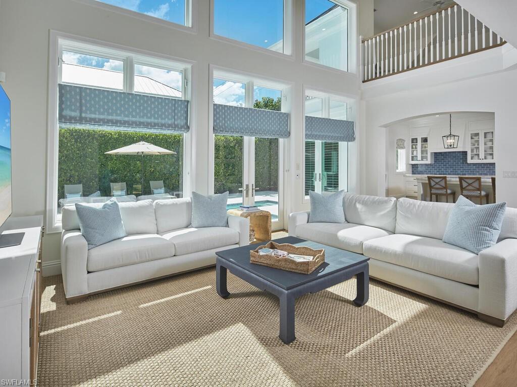 OLDE NAPLES - Residential