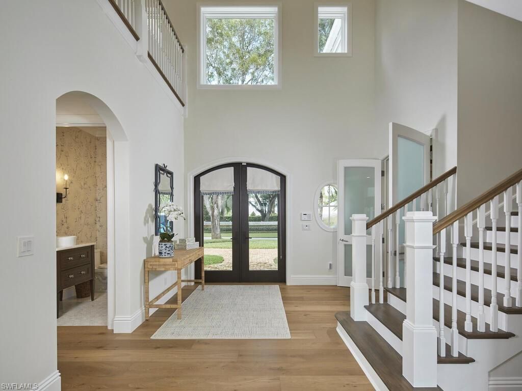 Photo of 570 2nd AVE N, NAPLES, FL 34102 (MLS # 225077400)