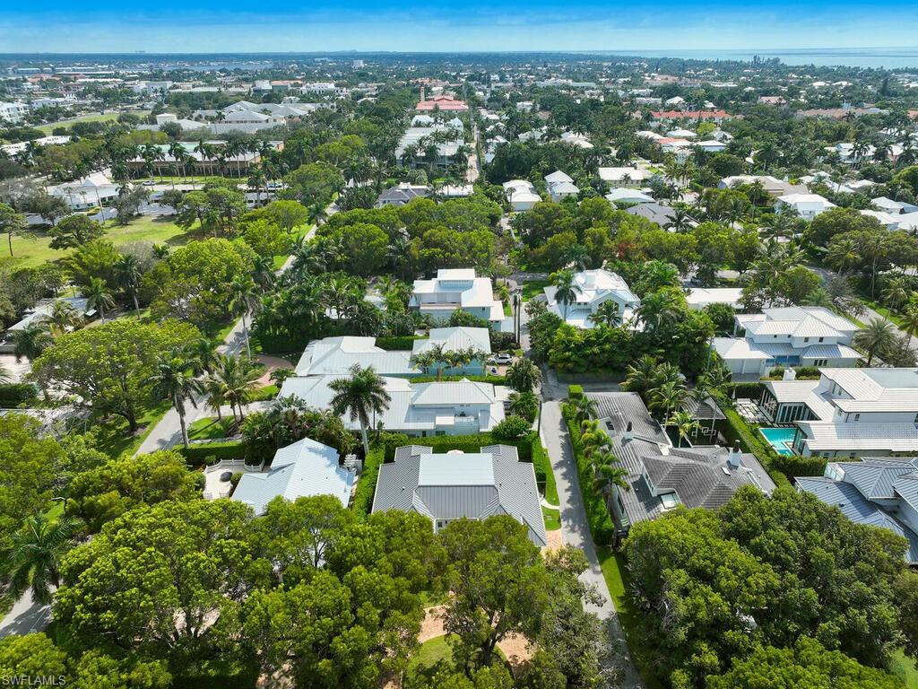 OLDE NAPLES - Residential