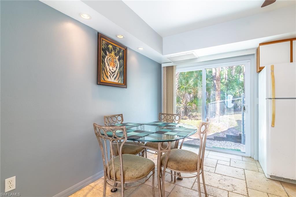 BELLE MEADE - Residential