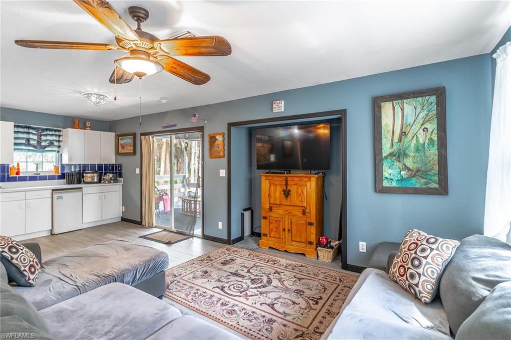 BELLE MEADE - Residential