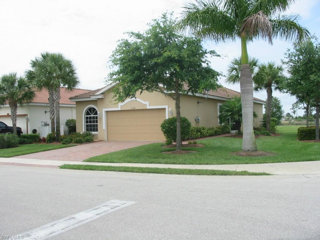 CORAL LAKES - Residential