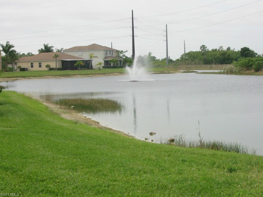 CORAL LAKES - Residential