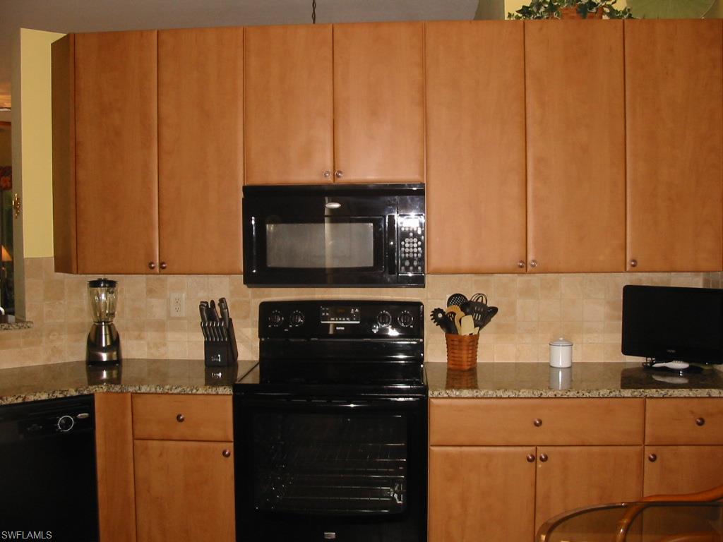 CORAL LAKES - Residential