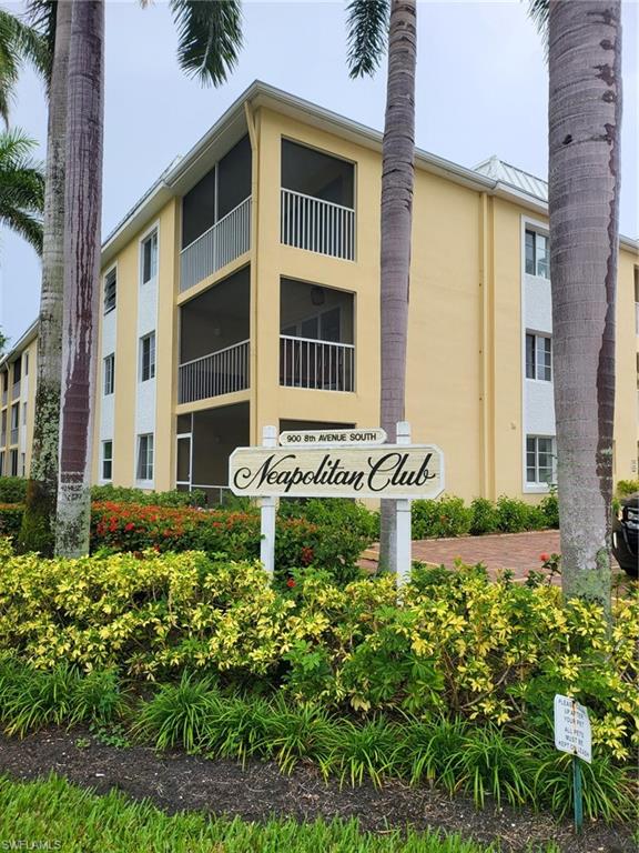 NEAPOLITAN CLUB - Residential