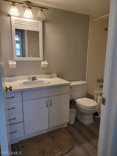 NEAPOLITAN CLUB - Residential