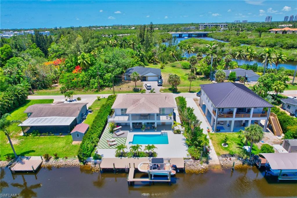 PIRATES COVE - Residential