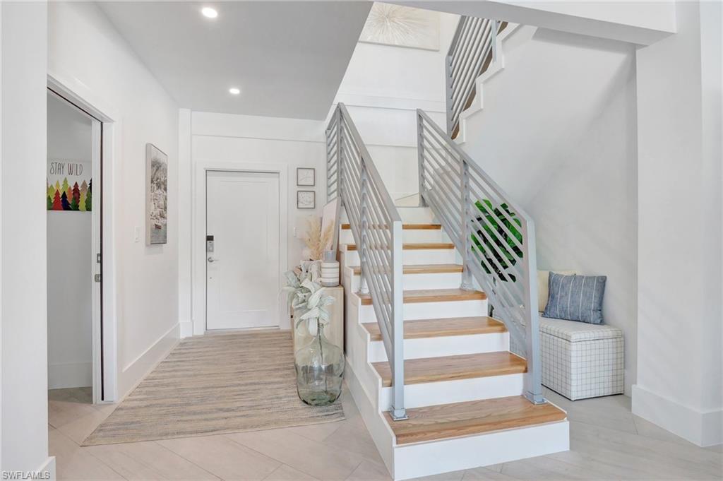 PIRATES COVE - Residential