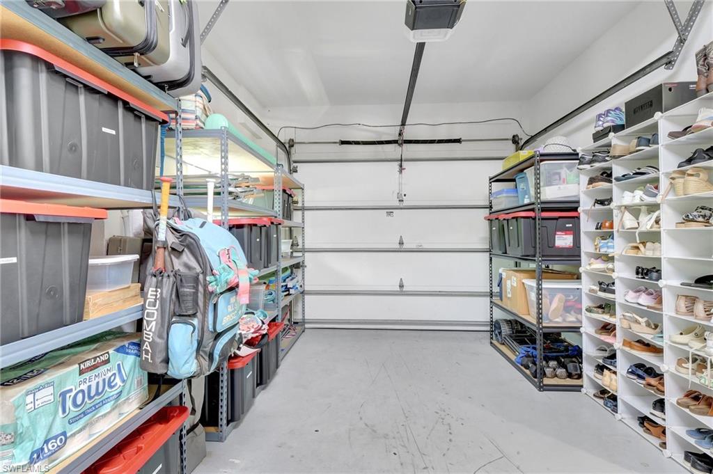 PIRATES COVE - Residential