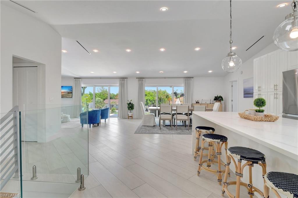 PIRATES COVE - Residential