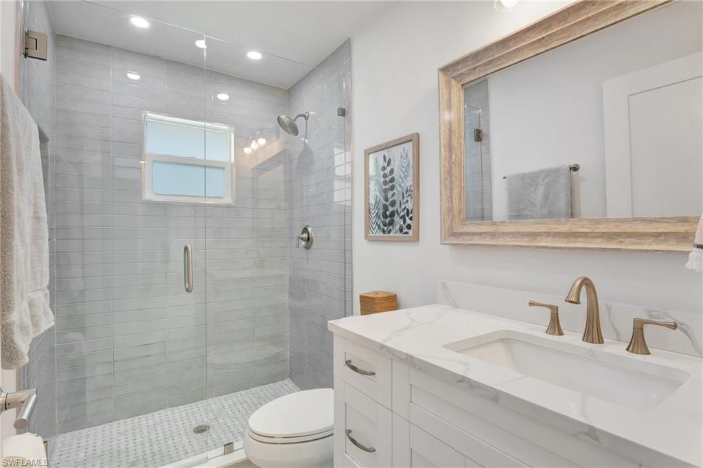 PIRATES COVE - Residential