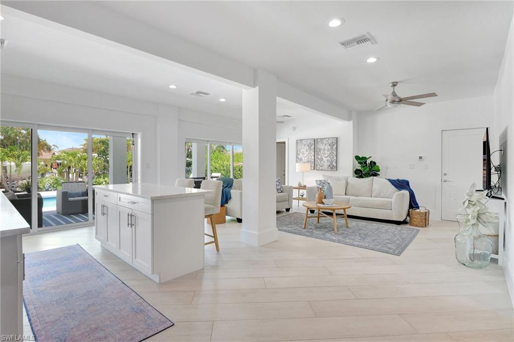 PIRATES COVE - Residential