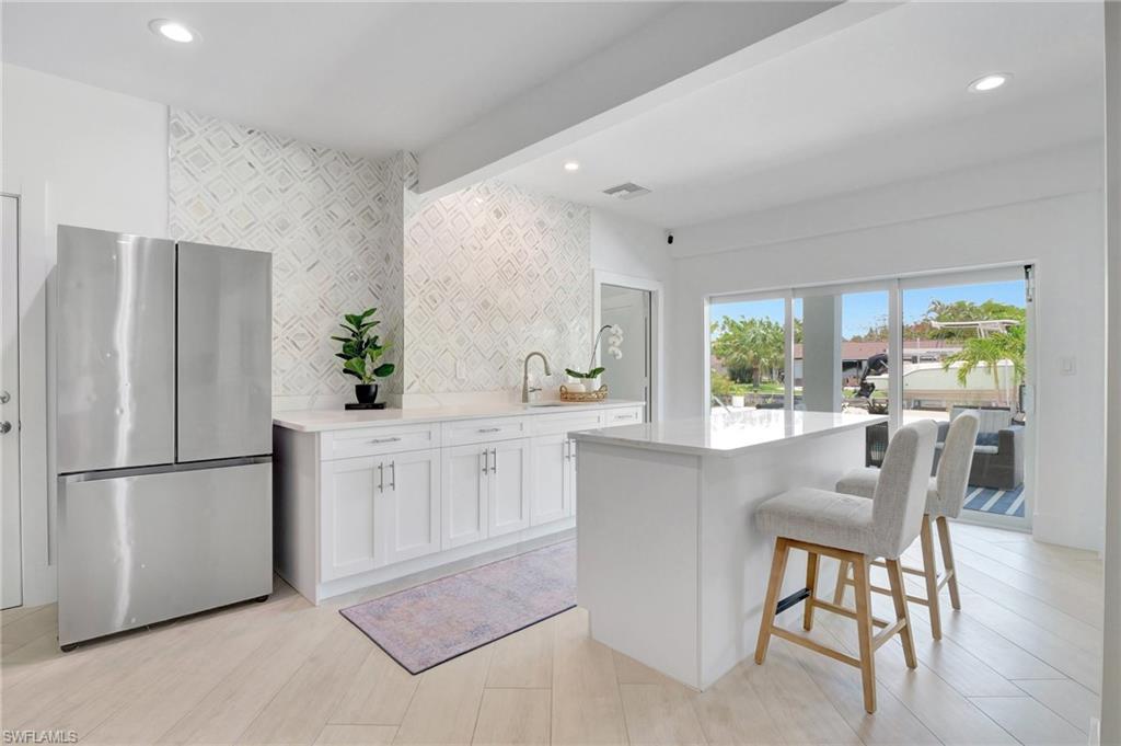 PIRATES COVE - Residential