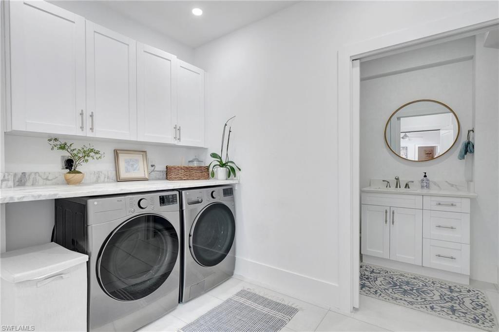 PIRATES COVE - Residential